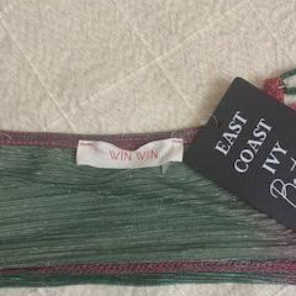 NWT -- WinWin Shimmery Tie-Front Spaghetti Strap Crop Top & Short Set, size S - Picture 6 of 7